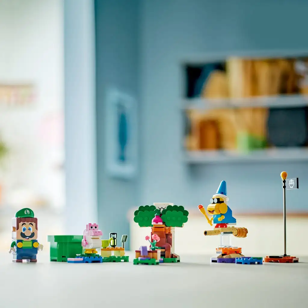 imagen de LEGO® Super Mario™: Aventuras con la figura interactiva de Luigi (71440) 3