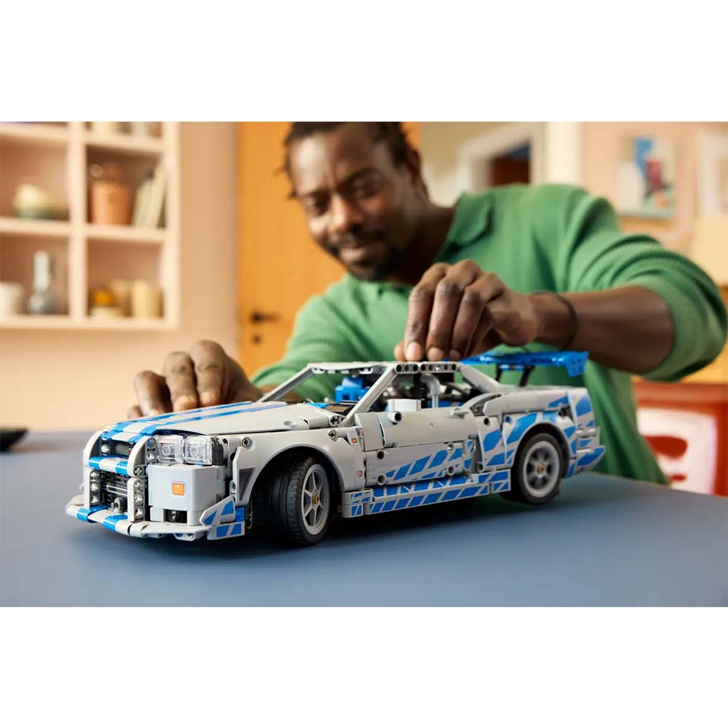 imagen de LEGO® Technic: 2 Rápido 2 Furioso Nissan Skyline GT-R (R34) coche (42210) 7