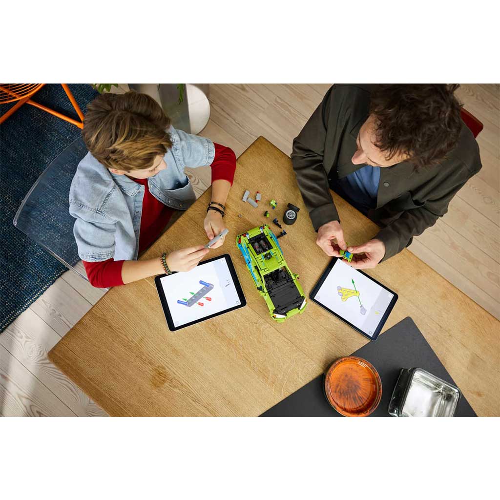 imagen de LEGO® Technic: Auto Mitsubishi Eclipse de Rápidos y Furiosos (42229) 6