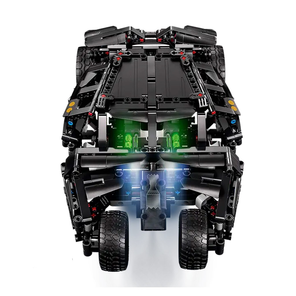 imagen de LEGO® Technic: Batmóvil™ Tumbler (42239) 6