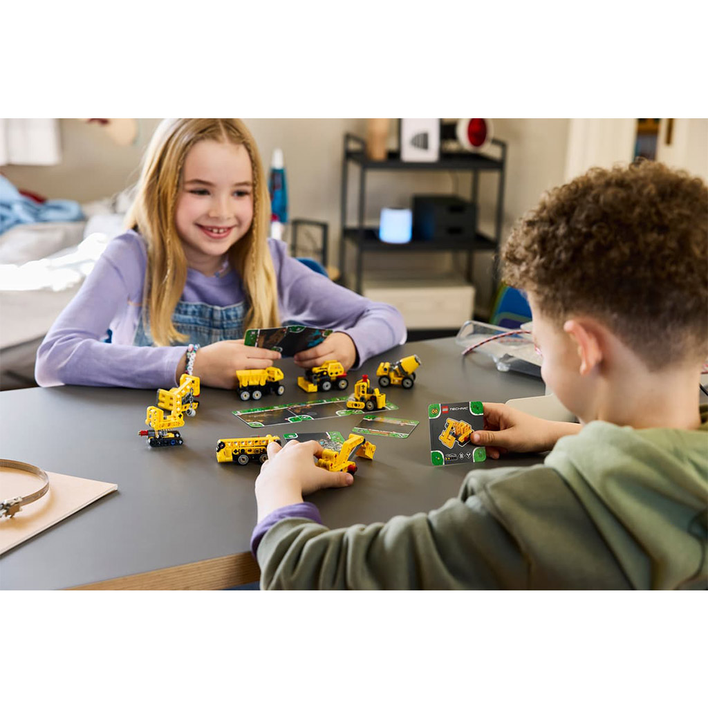 imagen de LEGO® Technic: Mini Maquinarias (42233) 8
