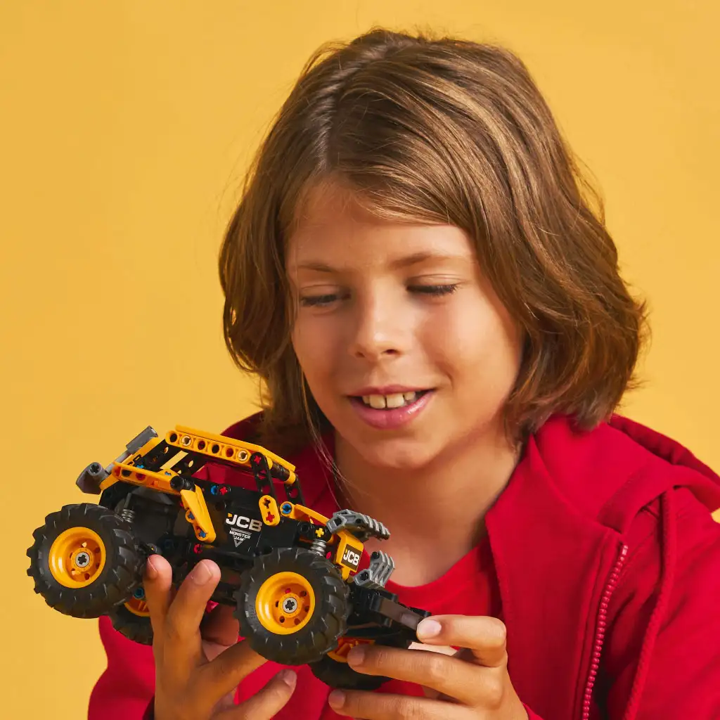 imagen de LEGO® Technic: Monster Jam™ DIGatron™ (42199) 4