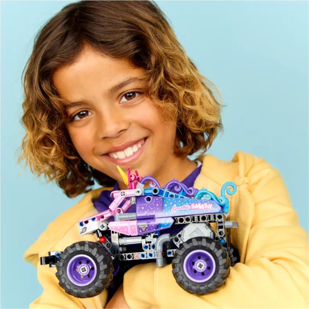 imagen de LEGO® Technic: Monster Jam™ Sparkle Smash™ - Coche de retroceso (42220) 5