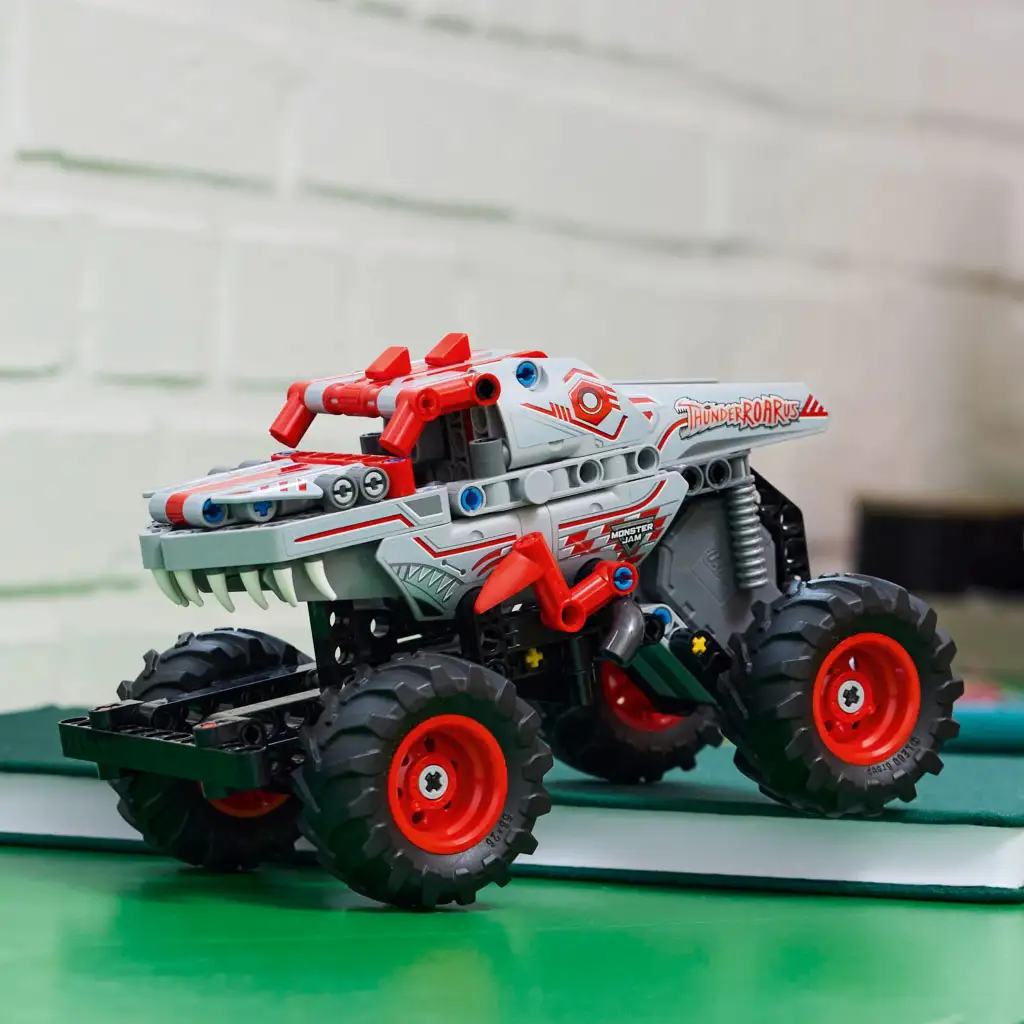 imagen de LEGO® Technic: Monster Jam™ ThunderROARus™ (42200) 3