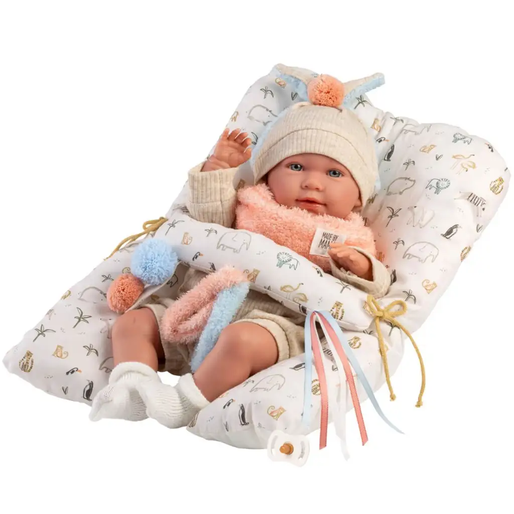 imagen de Llorens: Mimi muñeca llorona de 42 cm con gorro de orejas y almohada 4