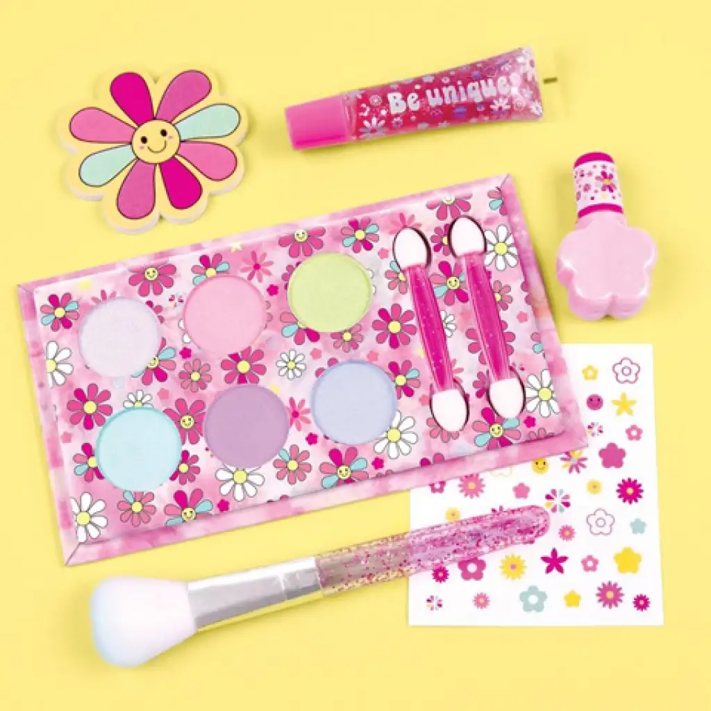 imagen de Make it Real: Blooming Beauty set de maquillaje floral 2