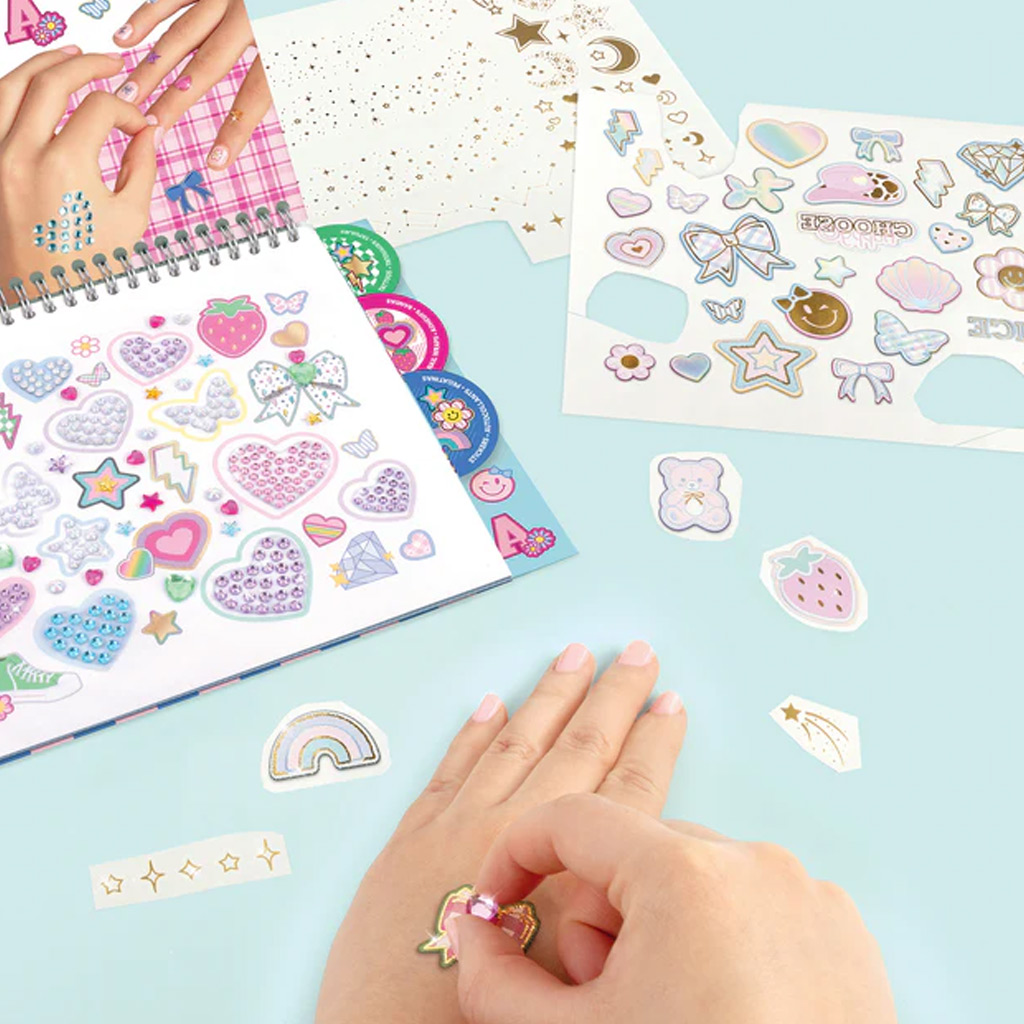 imagen de Make It Real: Brilla - libro de cosméticos 3