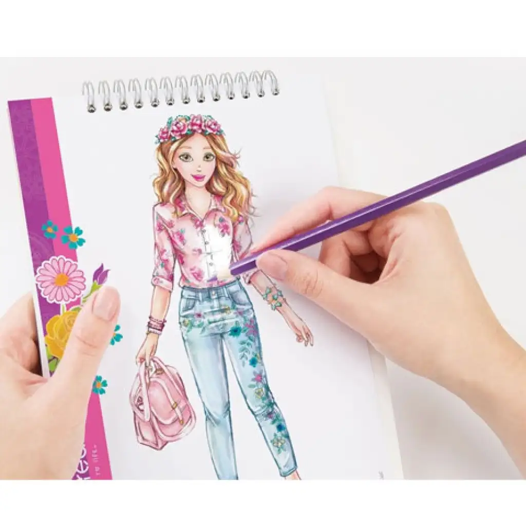 imagen de Make it Real: Cuaderno de bocetos de diseñador de moda con accesorios - Vestidos románticos 4
