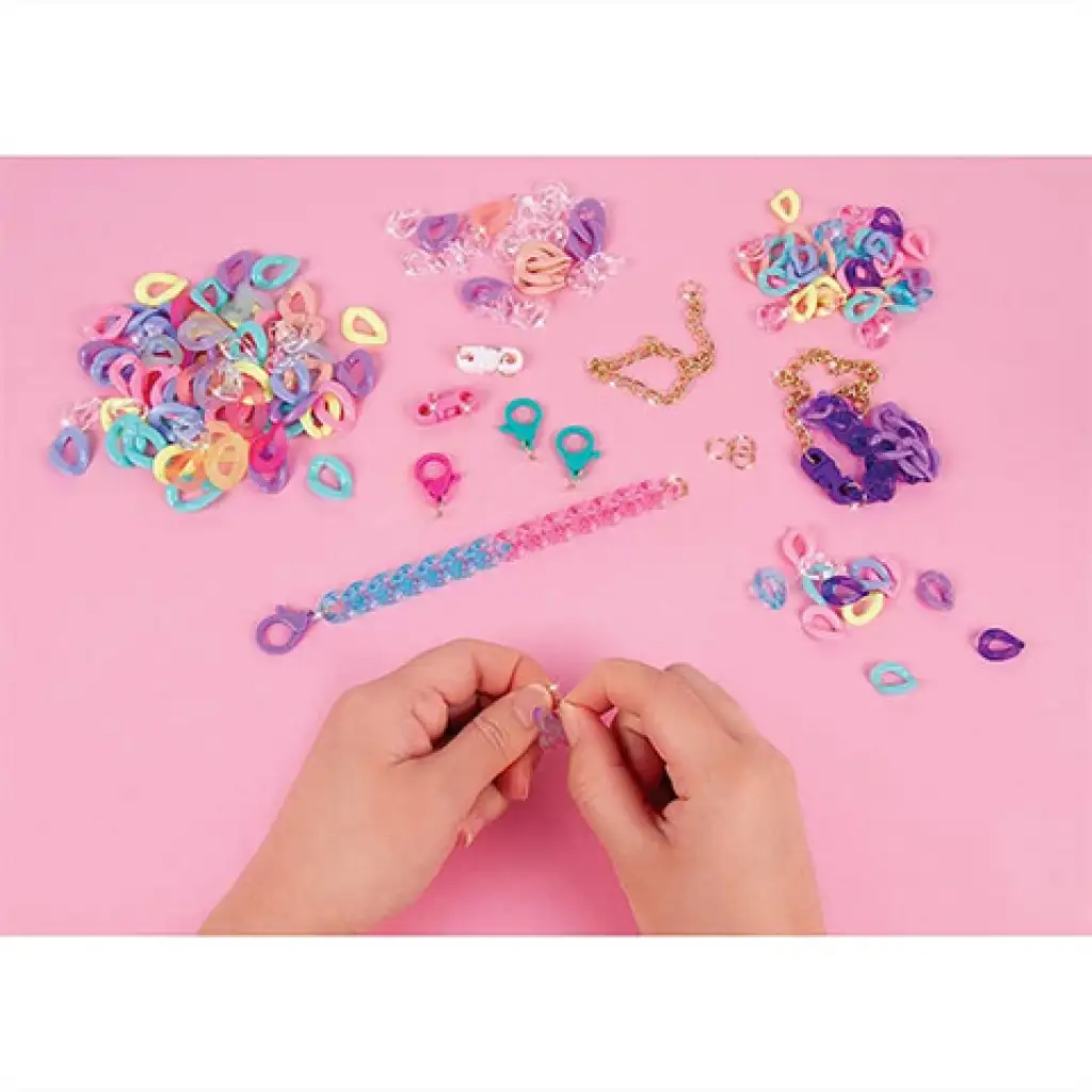 imagen de Make It Real: Fabricación de Joyas - Cadenas Conectables 2
