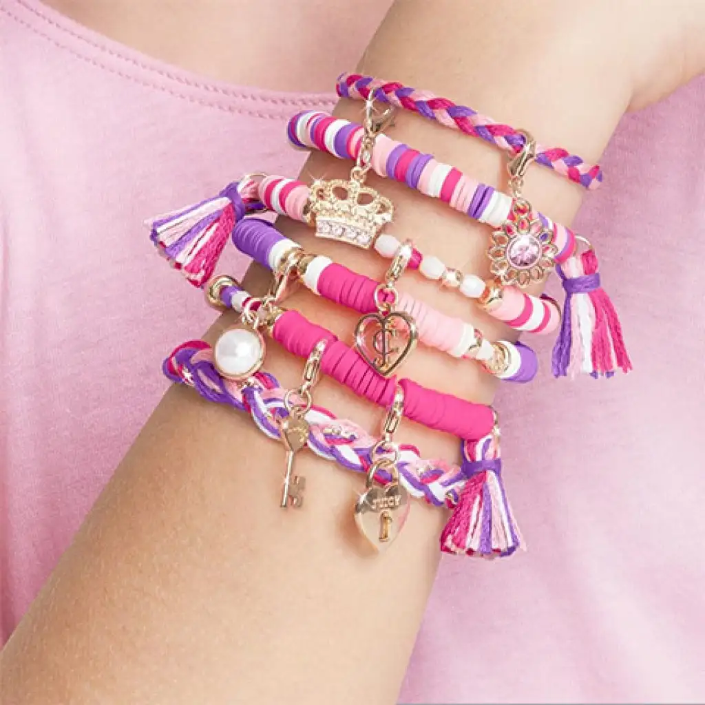 imagen de Make It Real: Pulseras Juicy Couture - Borlas de Glamour 4