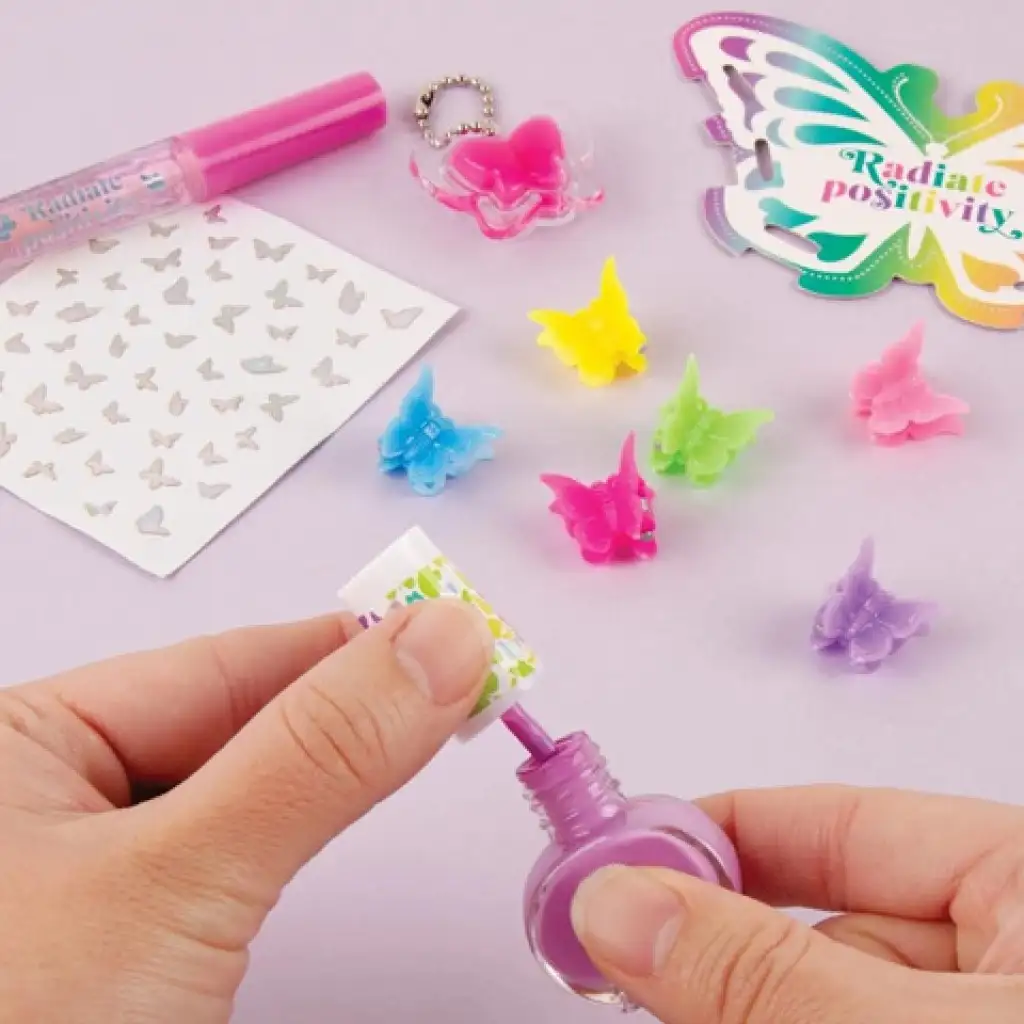 imagen de Make it Real: Set de cosméticos de mariposas 3