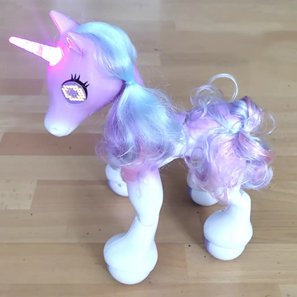 imagen de Maravilloso unicornio interactivo a control remoto 28cm 4