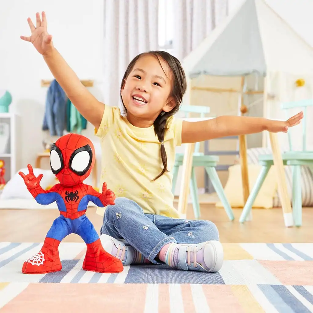 imagen de Marvel Spidey y sus maravillosos amigos: Spidey de peluche interactivo que baila - Hasbro 4