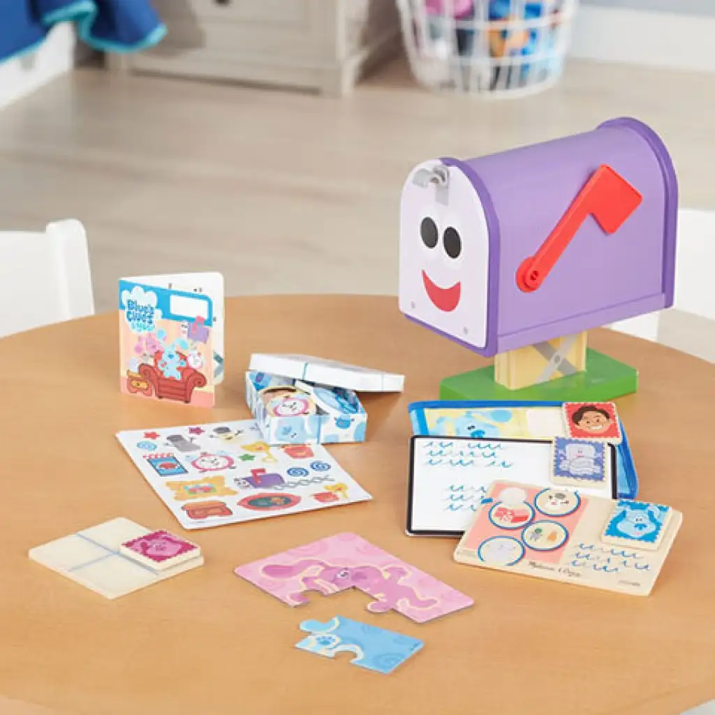 imagen de Melissa & Doug: Buzón azul 3