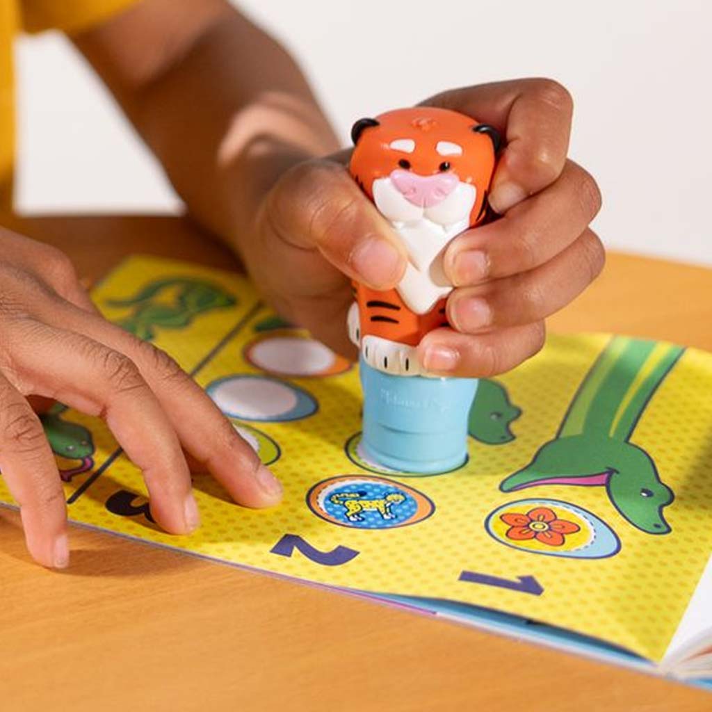 imagen de Melissa&Doug: Sticker WOW! Sello de pegatinas – Tigre – Spin Master 3
