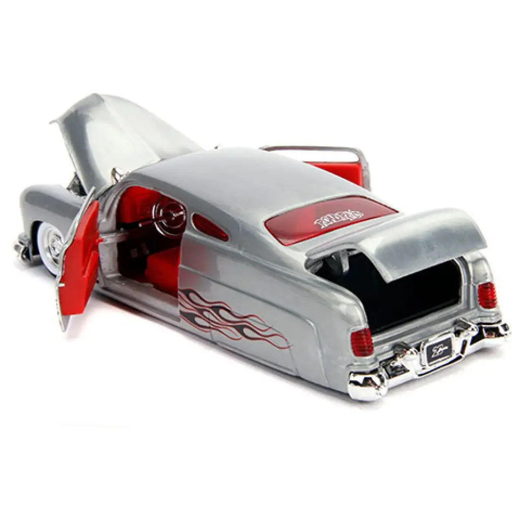 imagen de Modelo de coche de metal Mercury 1951 1/24 - Simba Toys 4
