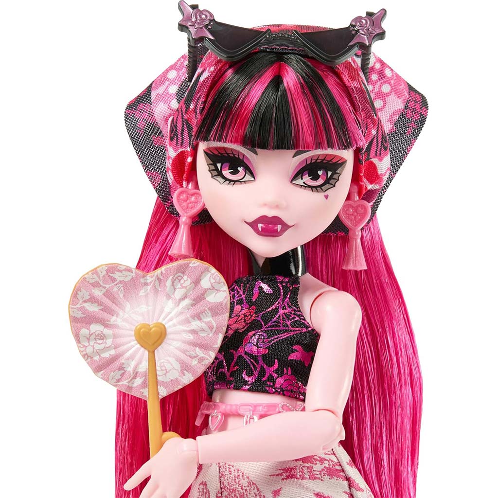 imagen de Monster High Secretos de los Monstruos: Viaje Espantoso Muñeca Draculaura - Mattel 5