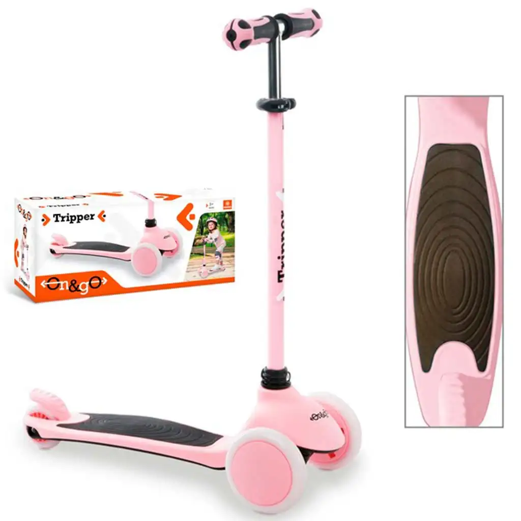 imagen de Patinete rosa On and Go de tres ruedas - Mondo Toys 1