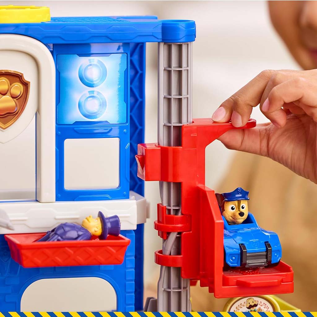 imagen de Paw Patrol: Búsqueda y Rescate Estación de Policía juego de set - Spin Master 4