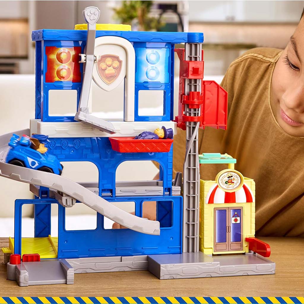 imagen de Paw Patrol: Búsqueda y Rescate Estación de Policía juego de set - Spin Master 5