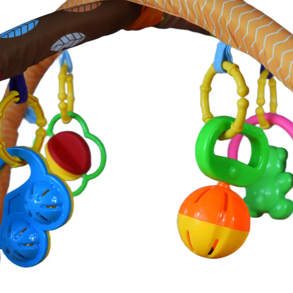 imagen de Piscina de bebé con leones y pelotas y accesorios 70x90cm 5