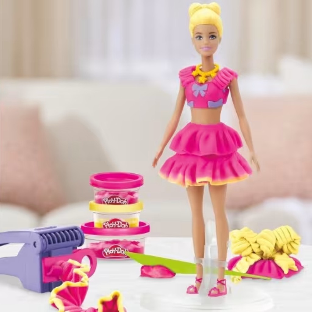 imagen de Play-Doh: Conjuntos de arcilla de Barbie con volantes y lazos - Hasbro 3