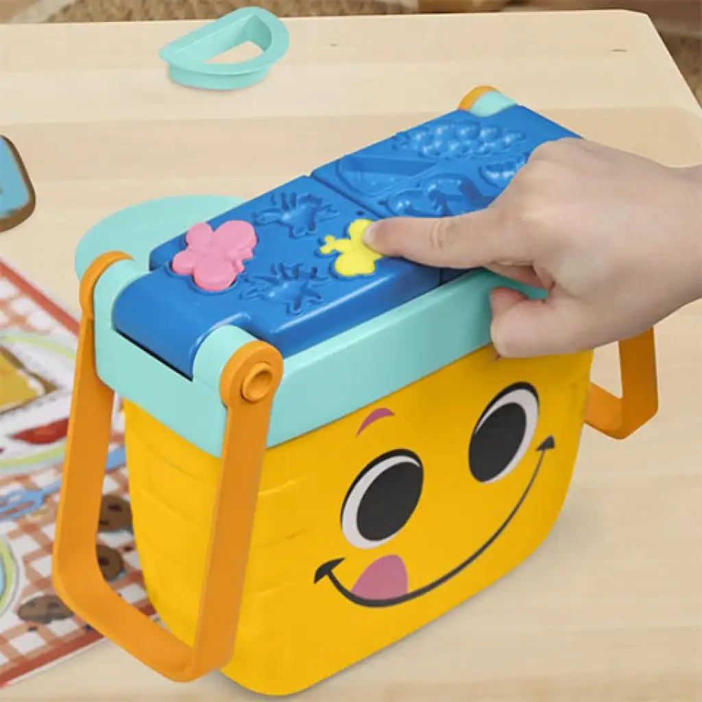 imagen de Play-Doh: Conjuntos de formas de picnic para principiantes con accesorios - Hasbro 3