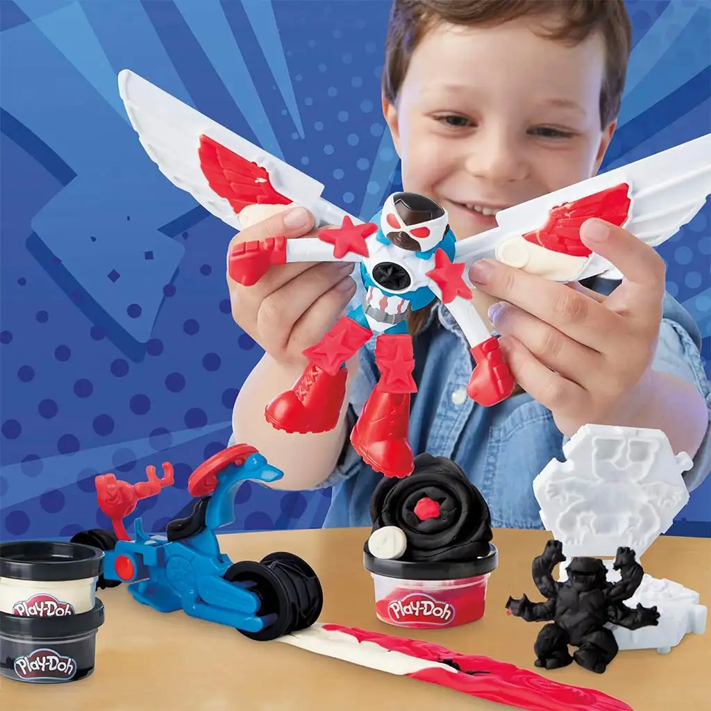 imagen de Play-Doh: Marvel Capitán América Moto Slicer juego de juguetes - Hasbro 3