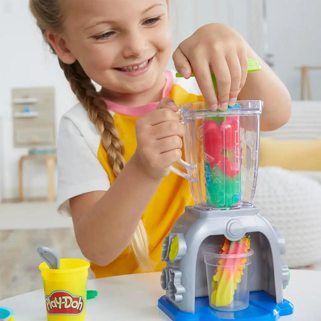 imagen de Play-Doh: Swirlin Smoothies Licuadora 5 tarros de plastilina 198g 3