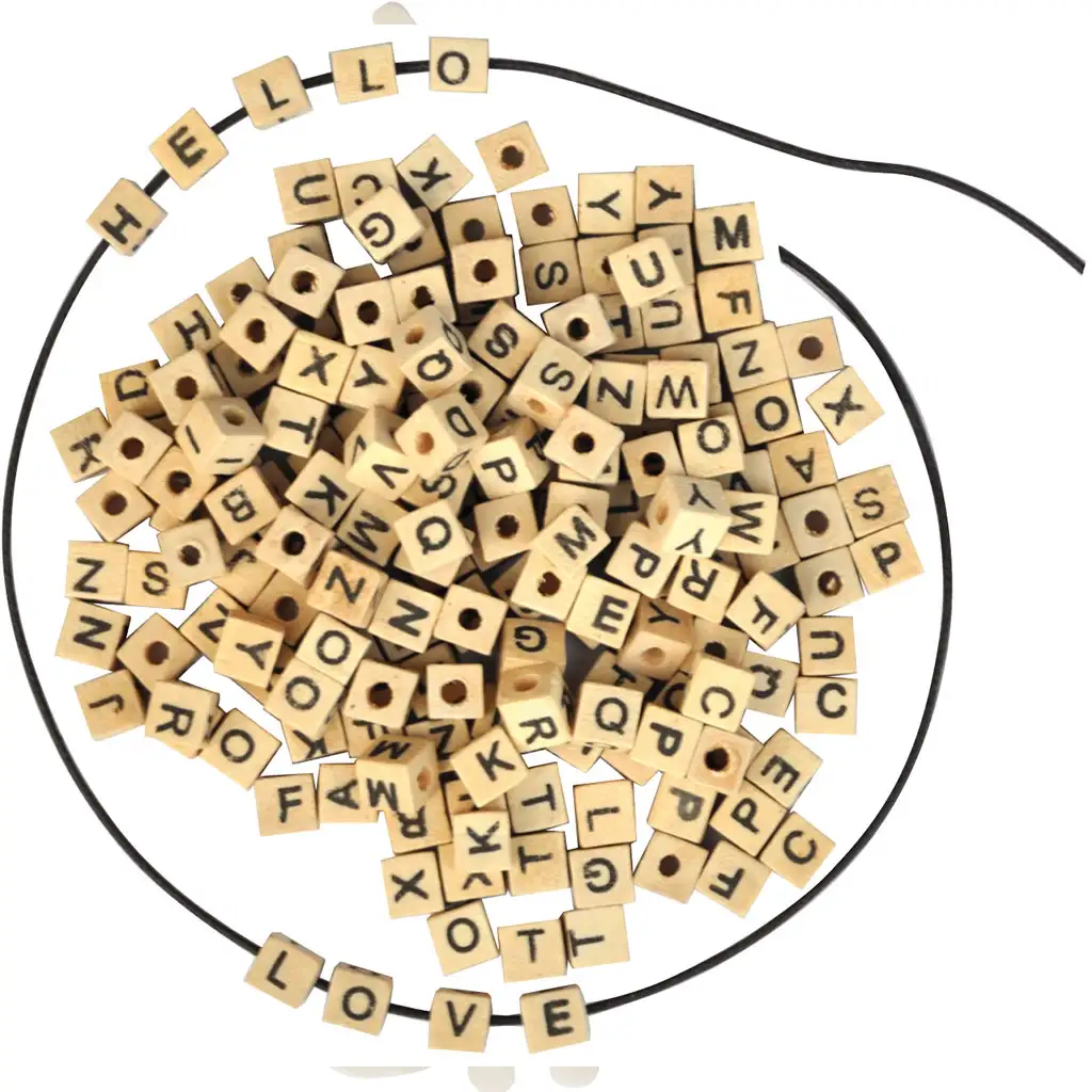 imagen de PlayBox: Bloques de letras de madera natural para ensartar en tamaño 7x7mm en paquete de 300 unidades 1