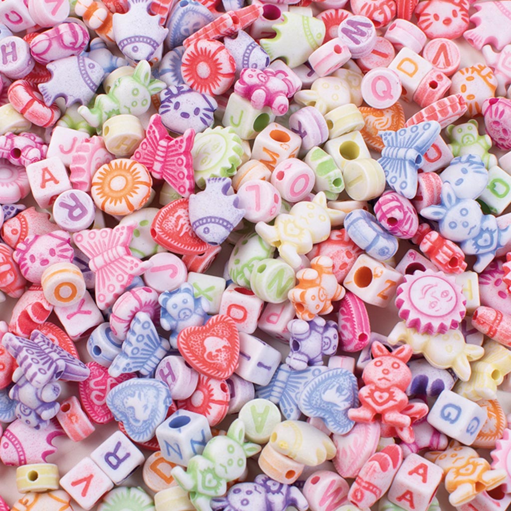 imagen de PlayBox: Conjunto de cuentas de formas mágicas para ensartar con letras 350pcs 2