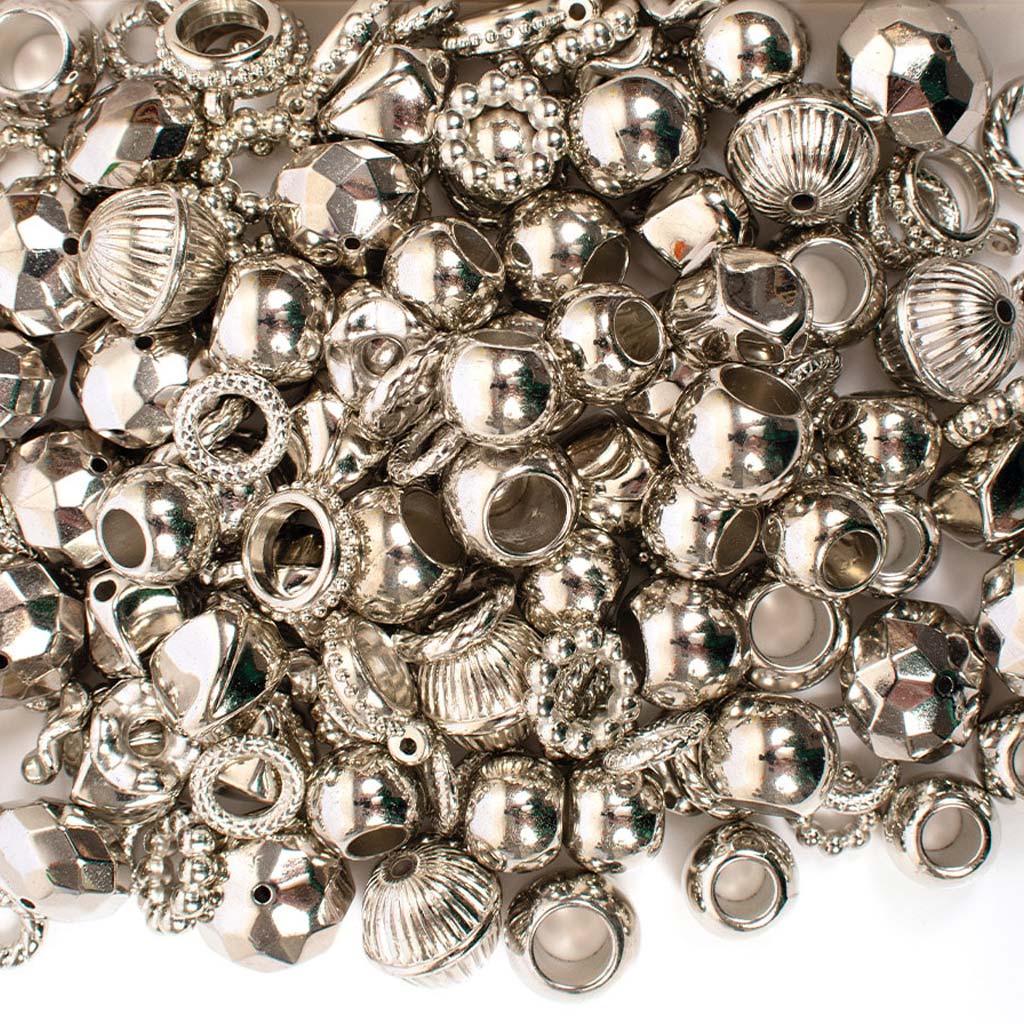imagen de PlayBox: Perlas de ensartar de color metálico 180ud 1