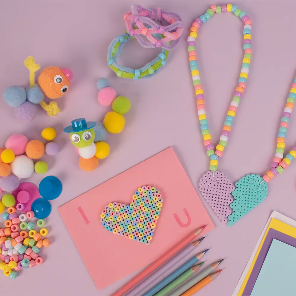 imagen de PlayBox: Set de manualidades creativas en colores pastel 1
