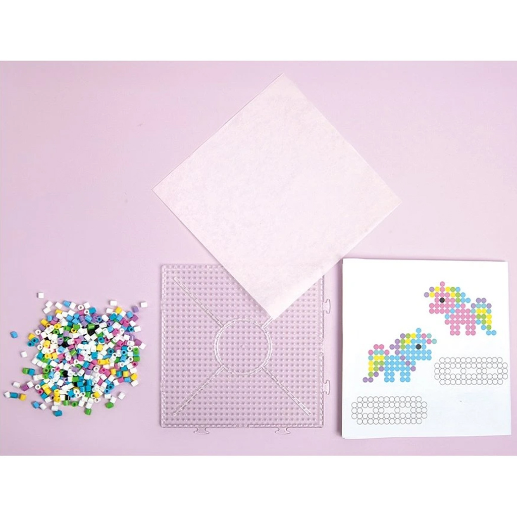 imagen de PlayBox: set de perlas creativas planchables de 5 mm con unicornios 2