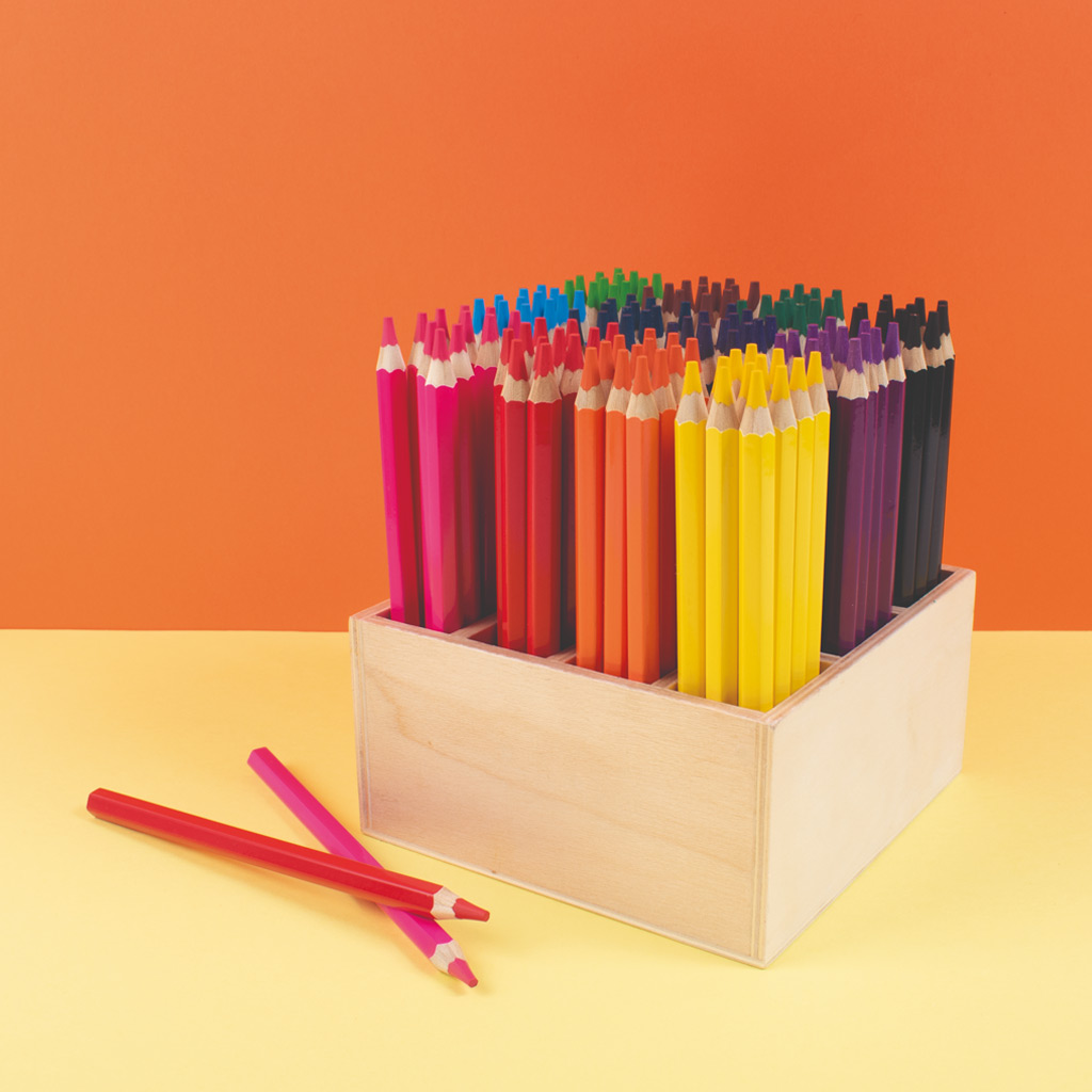 imagen de PlayBox: Soporte de lápices de madera con 12 compartimentos 2
