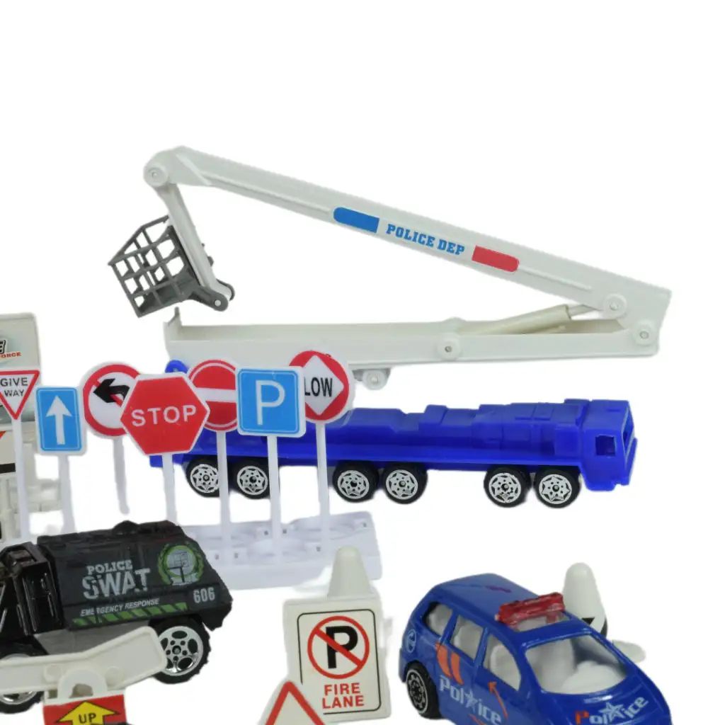 imagen de Policía Squad: Set de juego de policía con vehículos y accesorios en dos versiones 4