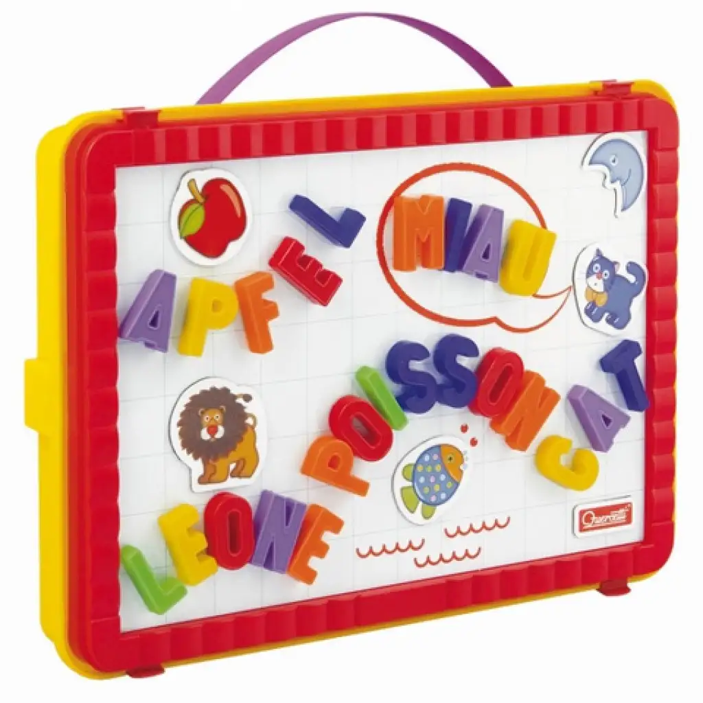 imagen de Quercetti: Tabla magnética con letras y formas 2