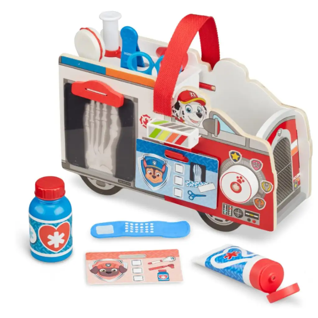 imagen de Set de camión de bomberos de madera Marshall de Paw Patrol con accesorios - Melissa & Dough 2