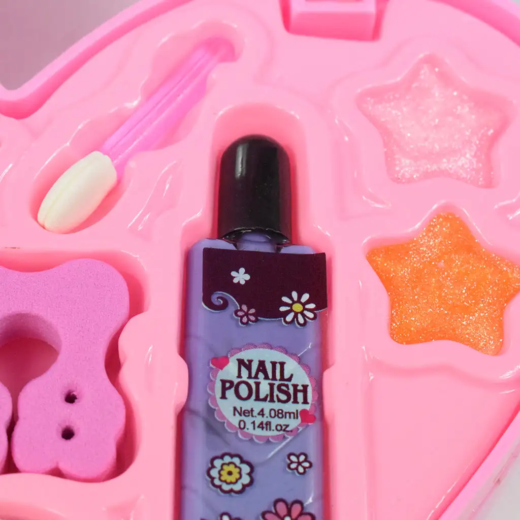 imagen de S&Lí Cosmetics: Paleta de maquillaje y uñas premium en caja con forma de corazón de tres niveles 7