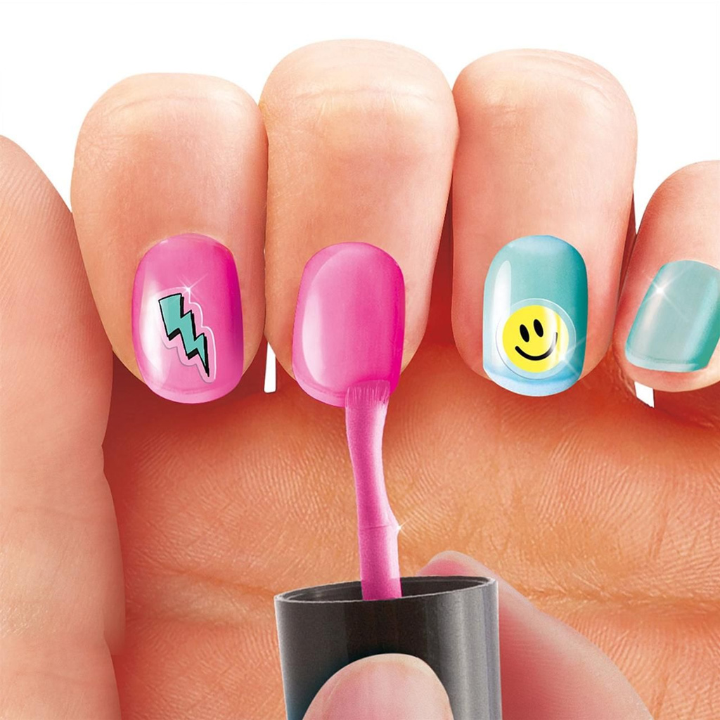 imagen de So Bomb: Spa de Manos Salón de Uñas 5
