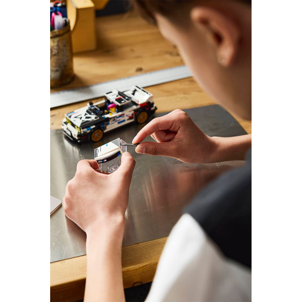 imagen de LEGO® Speed Champions: BMW M3 (E30) (77263) 10