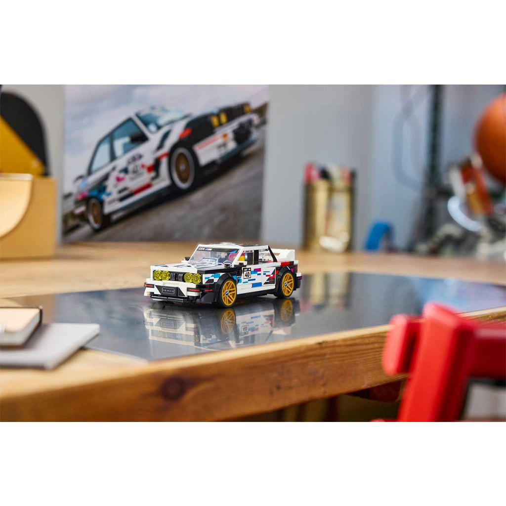 imagen de LEGO® Speed Champions: BMW M3 (E30) (77263) 11