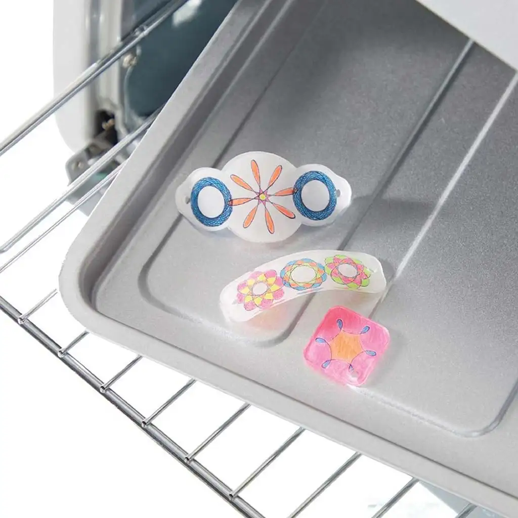 imagen de Spirograph: Set creativo de joyas planchables 5