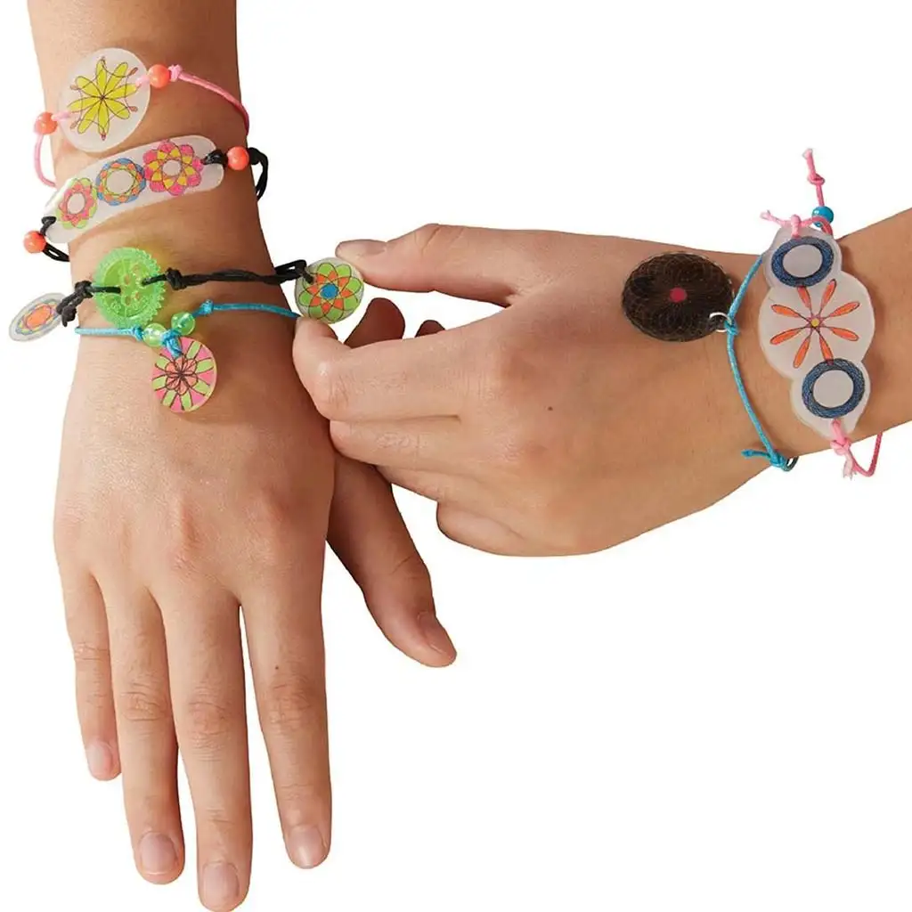 imagen de Spirograph: Set creativo de joyas planchables 6