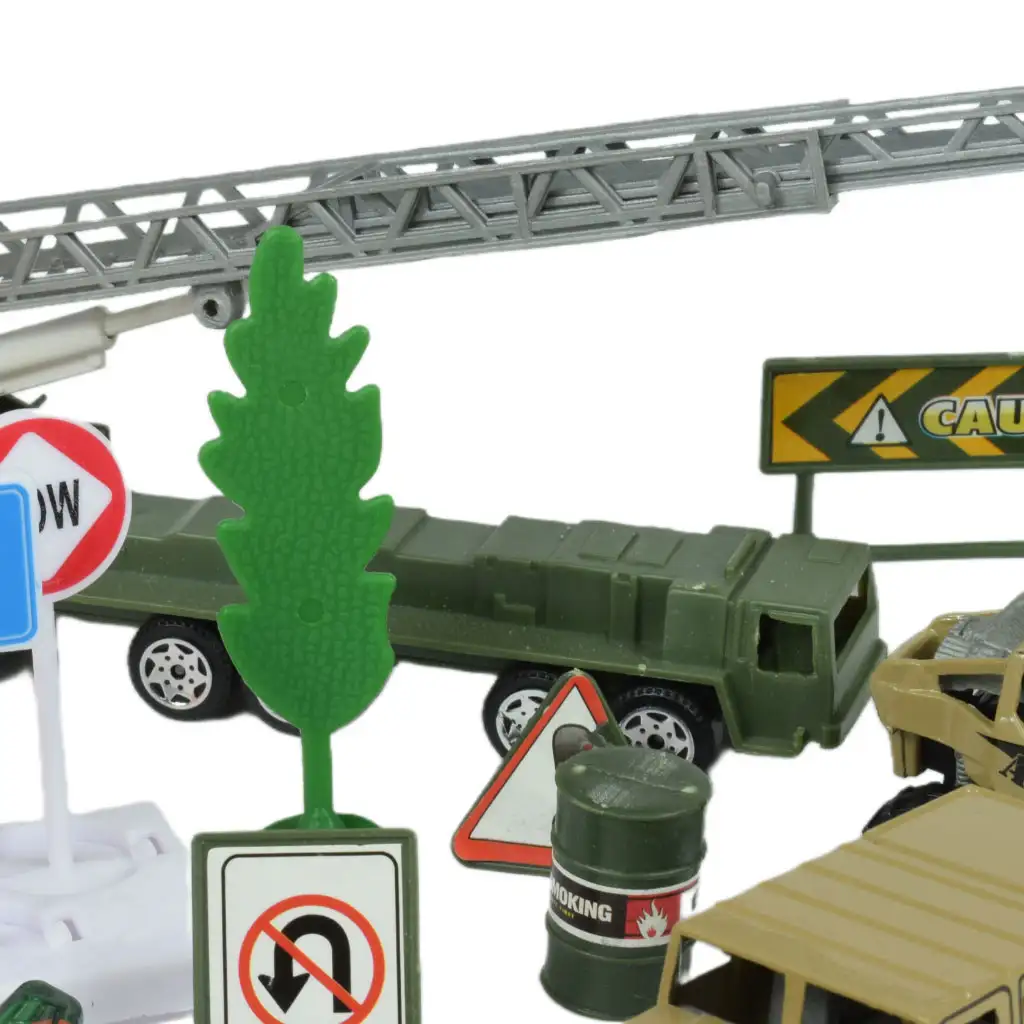 imagen de Super Army: Set de juego militar con vehículos de metal y avión de fricción en dos versiones 4