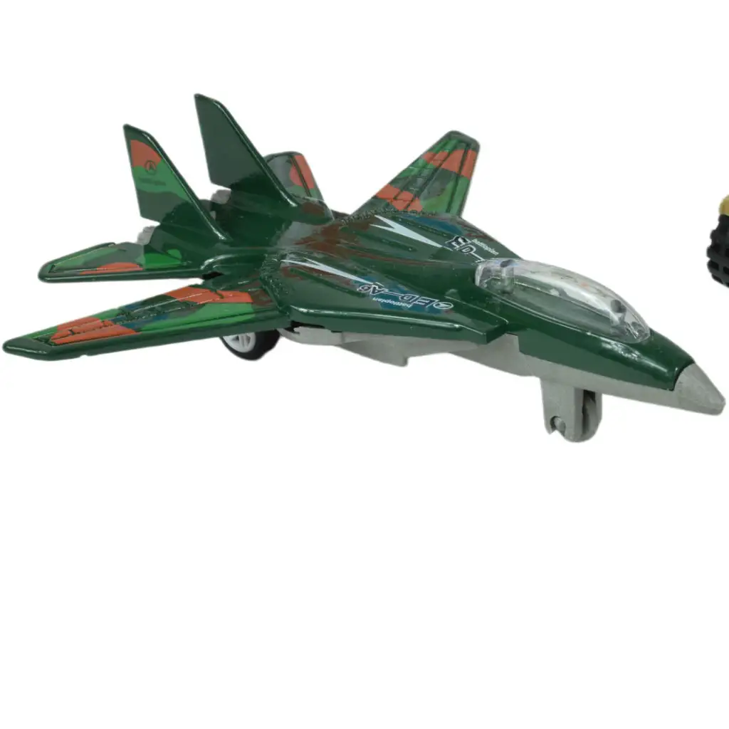 imagen de Super Army: Set de juego militar con vehículos de metal y avión de fricción en dos versiones 5