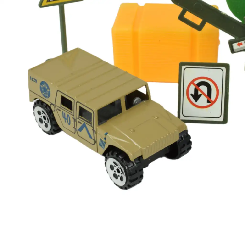 imagen de Super Army: Set de juego militar con vehículos y accesorios en varias versiones 1ud 7