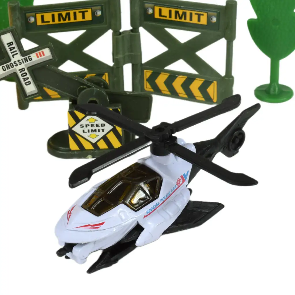 imagen de Super Army: Set de juego militar con vehículos y accesorios en varias versiones 1ud 9