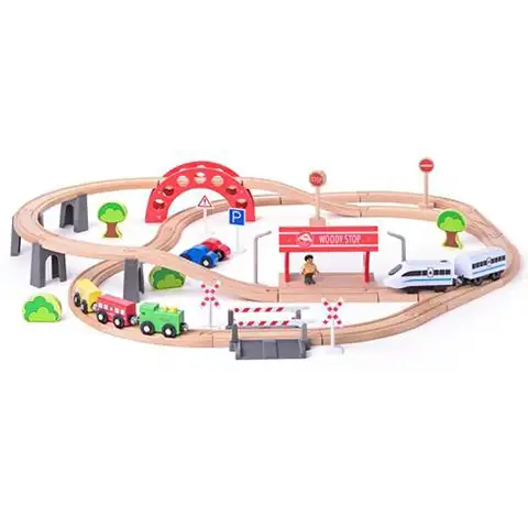 imagen de Tren de madera con vía y locomotora a pilas de 60 piezas - Woodyland 2