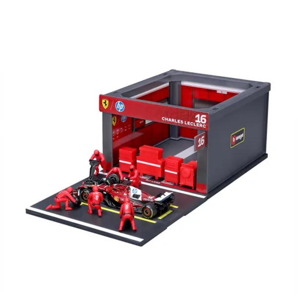 imagen de Bburago: Coche de carreras F1 - Ferrari SF-25 Pit / Charles Leclerc 1/43 2
